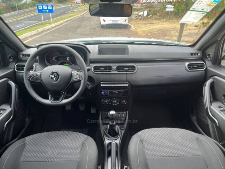 RENAULT - DUSTER OROCH - 2022/2023 - Branca - R$ 83.900,00