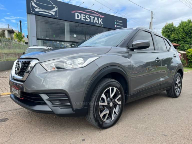 NISSAN - KICKS - 2020/2020 - Cinza - Sob Consulta