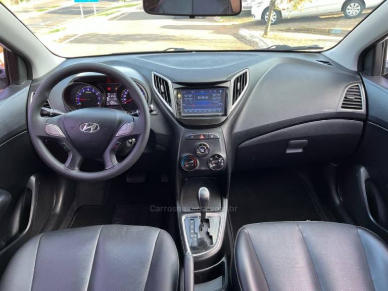 HYUNDAI - HB20S - 2015/2015 - Branca - Sob Consulta