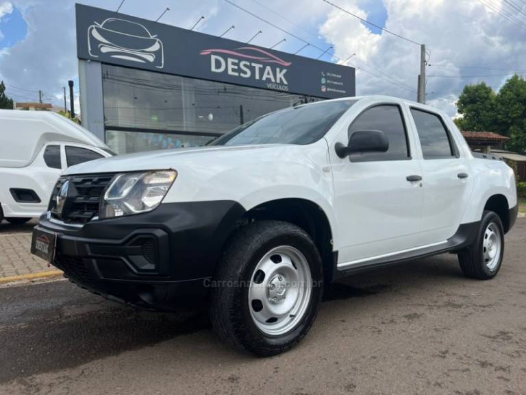 RENAULT - DUSTER OROCH - 2022/2023 - Branca - R$ 83.900,00