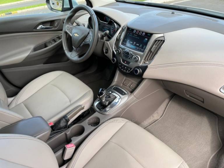CHEVROLET - CRUZE - 2018/2018 - Prata - Sob Consulta