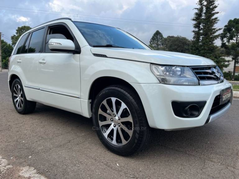 SUZUKI - GRAND VITARA - 2013/2014 - Branca - Sob Consulta