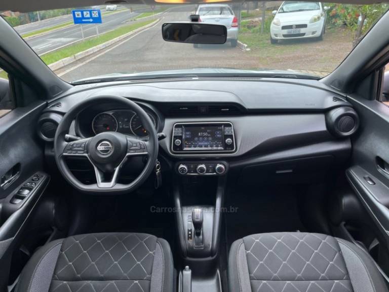 NISSAN - KICKS - 2020/2020 - Cinza - Sob Consulta