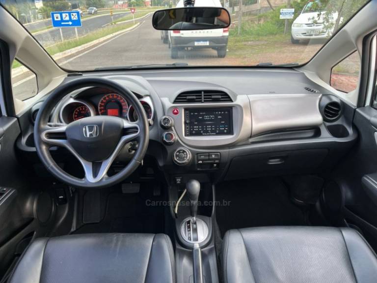 HONDA - FIT - 2012/2013 - Branca - Sob Consulta